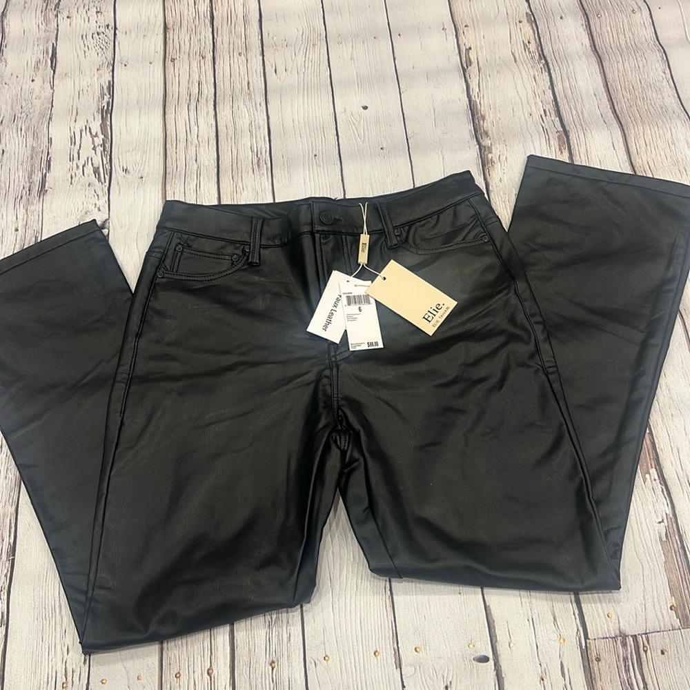 New! Elie. Tahari faux leather size 6 pants